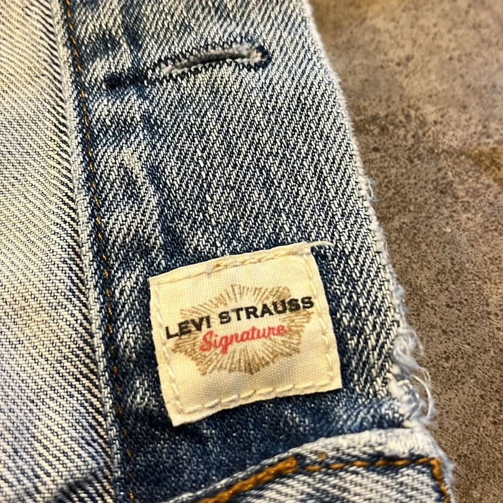 Levi Strauss signature destroyed denim vest. Size M - Picture 11 of 14